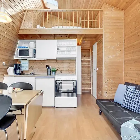 2 Bedroom Cozy In Feriehus *