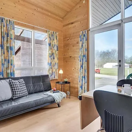 2 Bedroom Cozy In Feriehus *